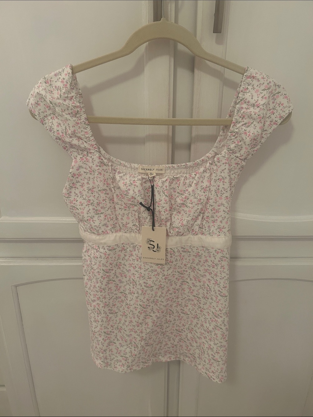 Sincerly Jules White Pink Floral Square Neck Camisole
